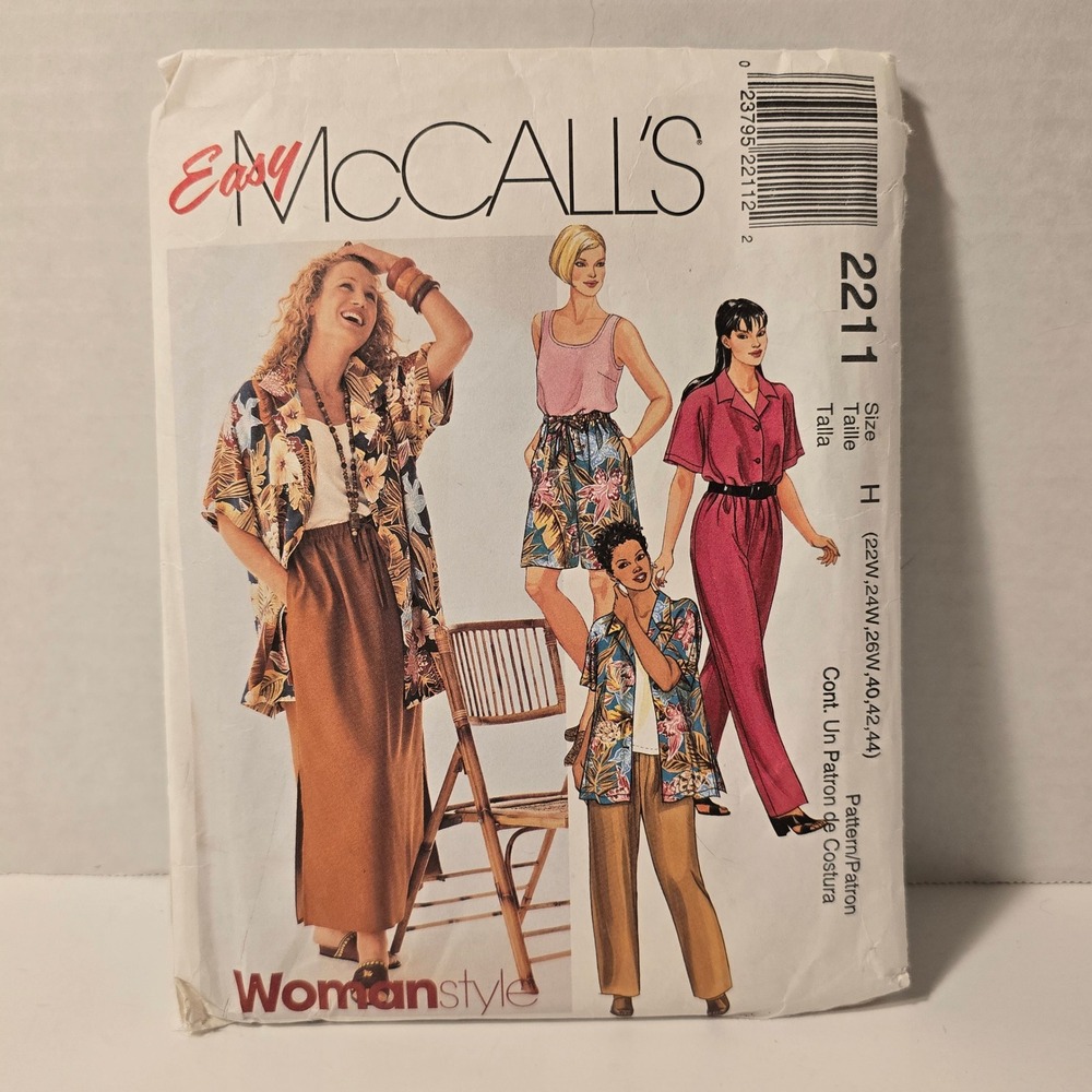 McCall's Easy 2211 Uncut Sewing Pattern Plus Size Top Pull-on Skirt Pants Short‎
